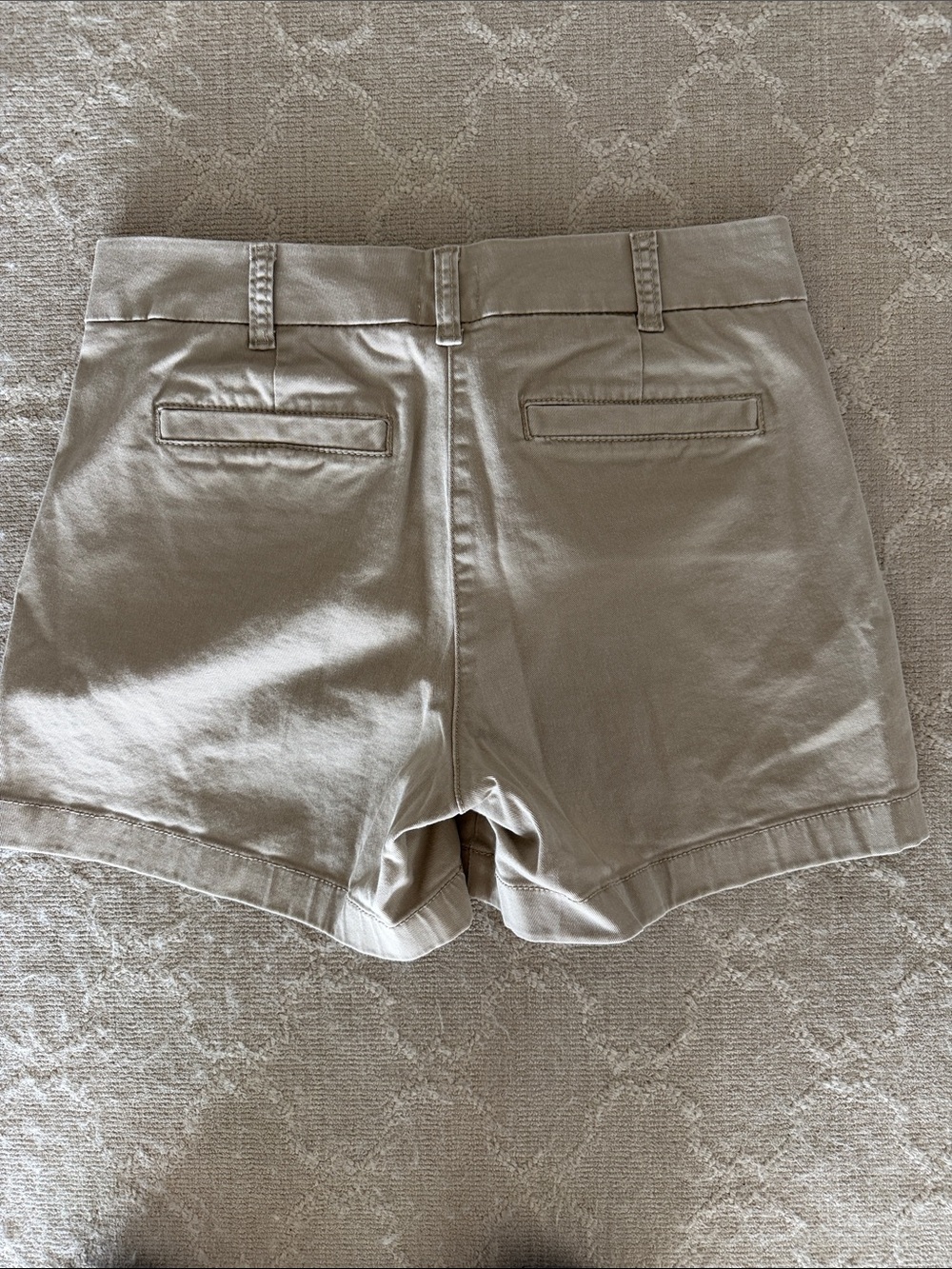 J. Crew 4” Womens Khaki Shorts - Picture 2 of 3